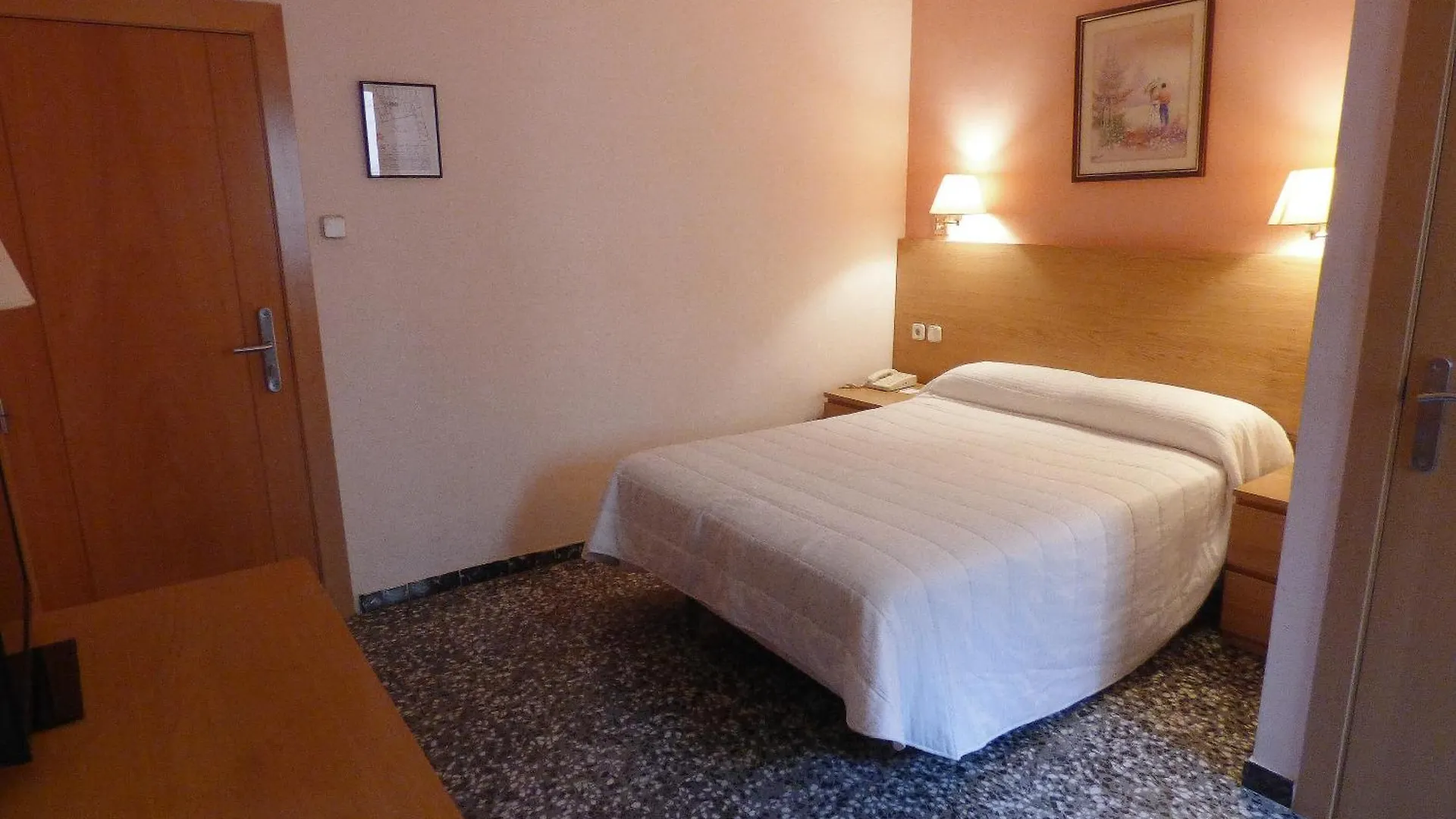 Hotel Cuatro Naciones à Barcelone