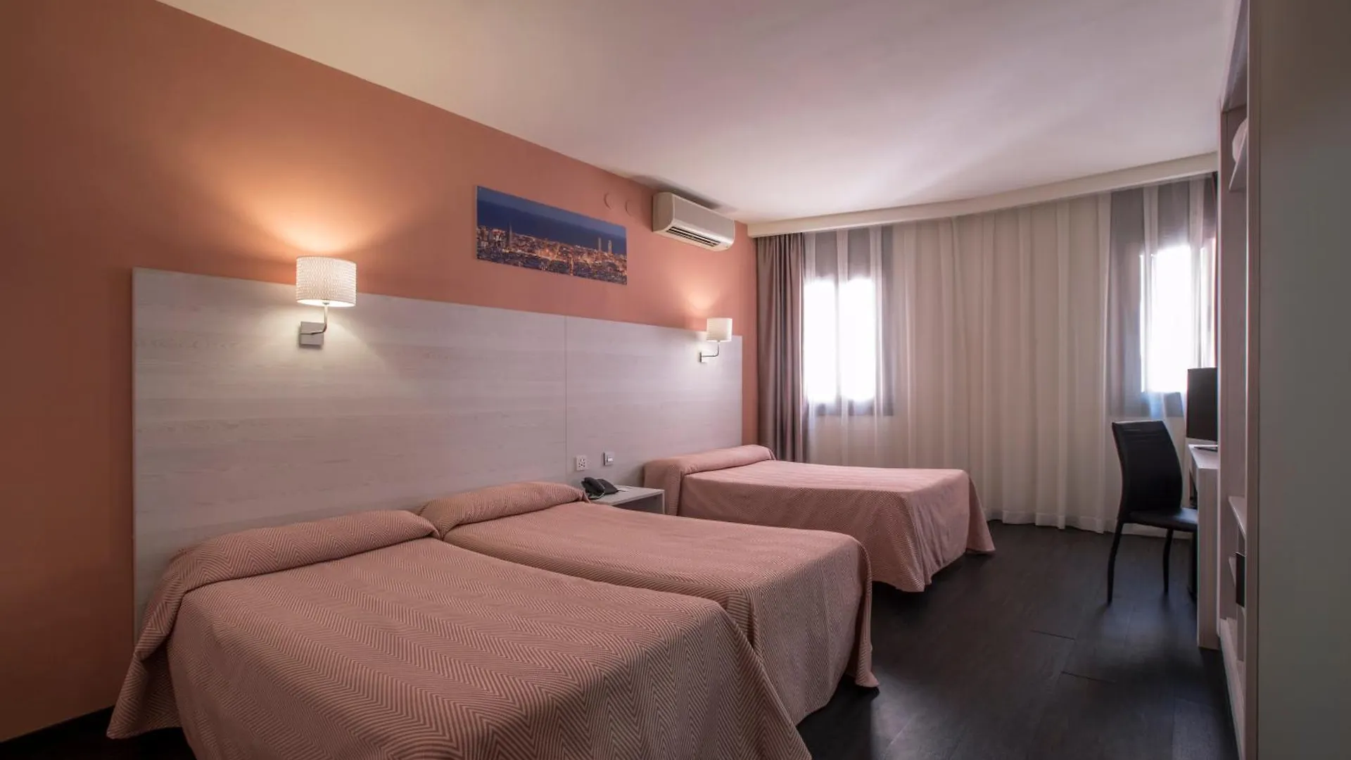Hotel Cuatro Naciones à Barcelone