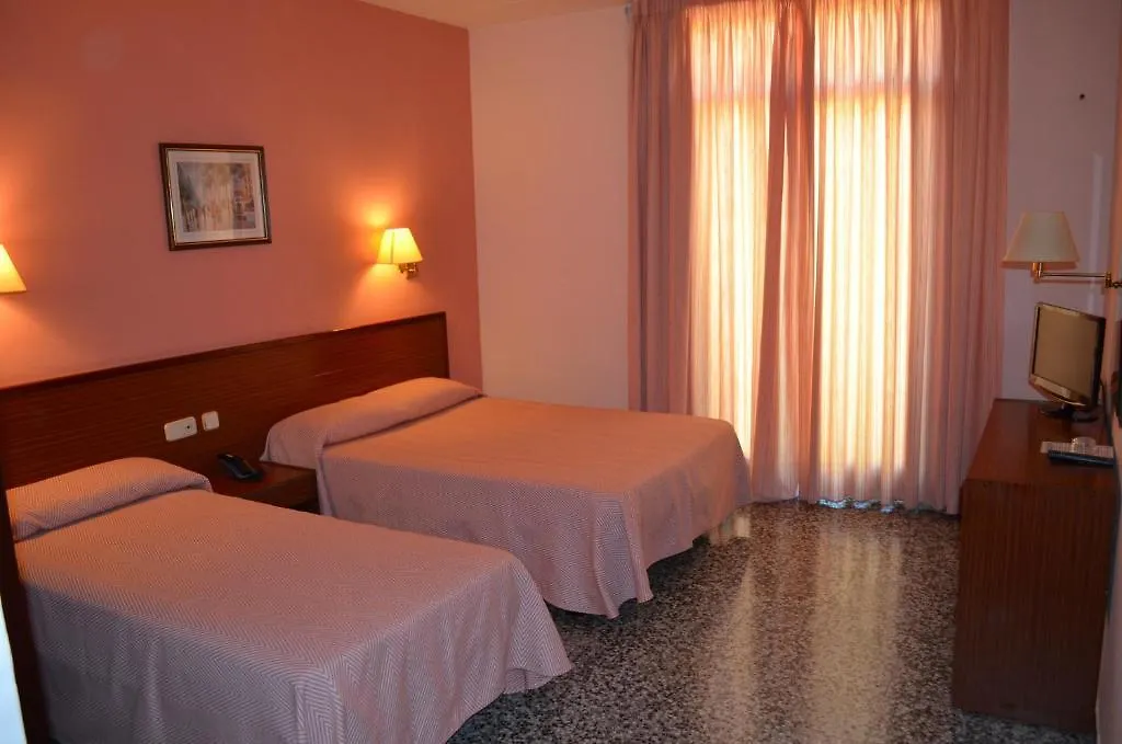 Hotel Cuatro Naciones Barcelona 2*,