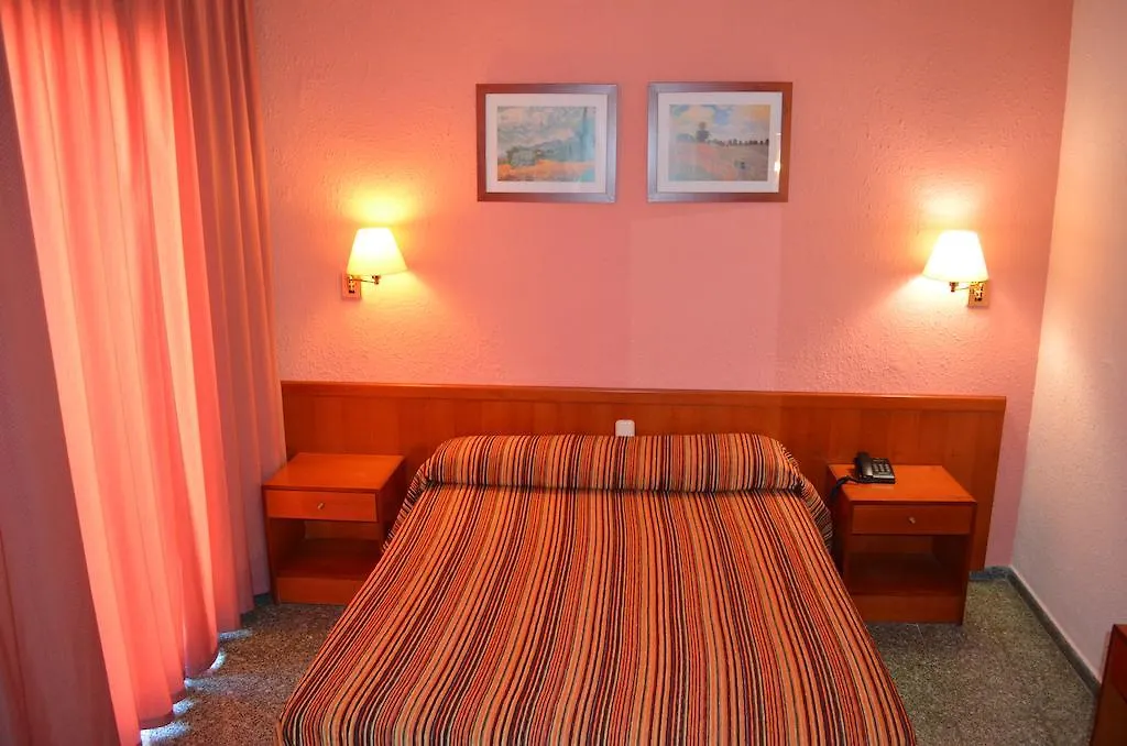 Hotel Cuatro Naciones à Barcelone